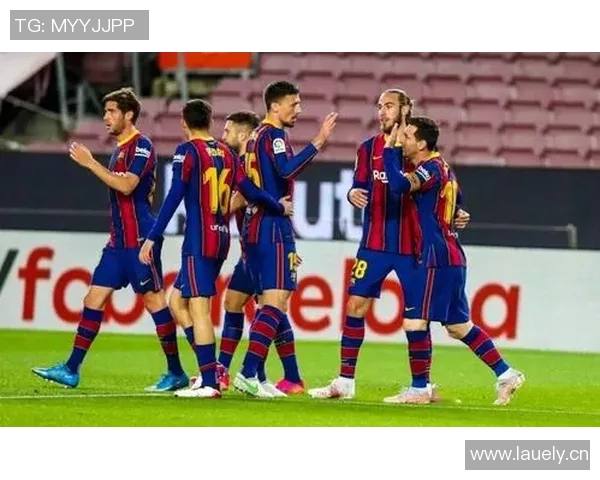 梅西传射领衔巴萨大胜皇社会，豪取联赛三连胜！